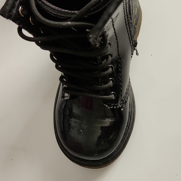 Dr Martens Patent Leather Toddler Boots 1460 - Picture 4 of 6